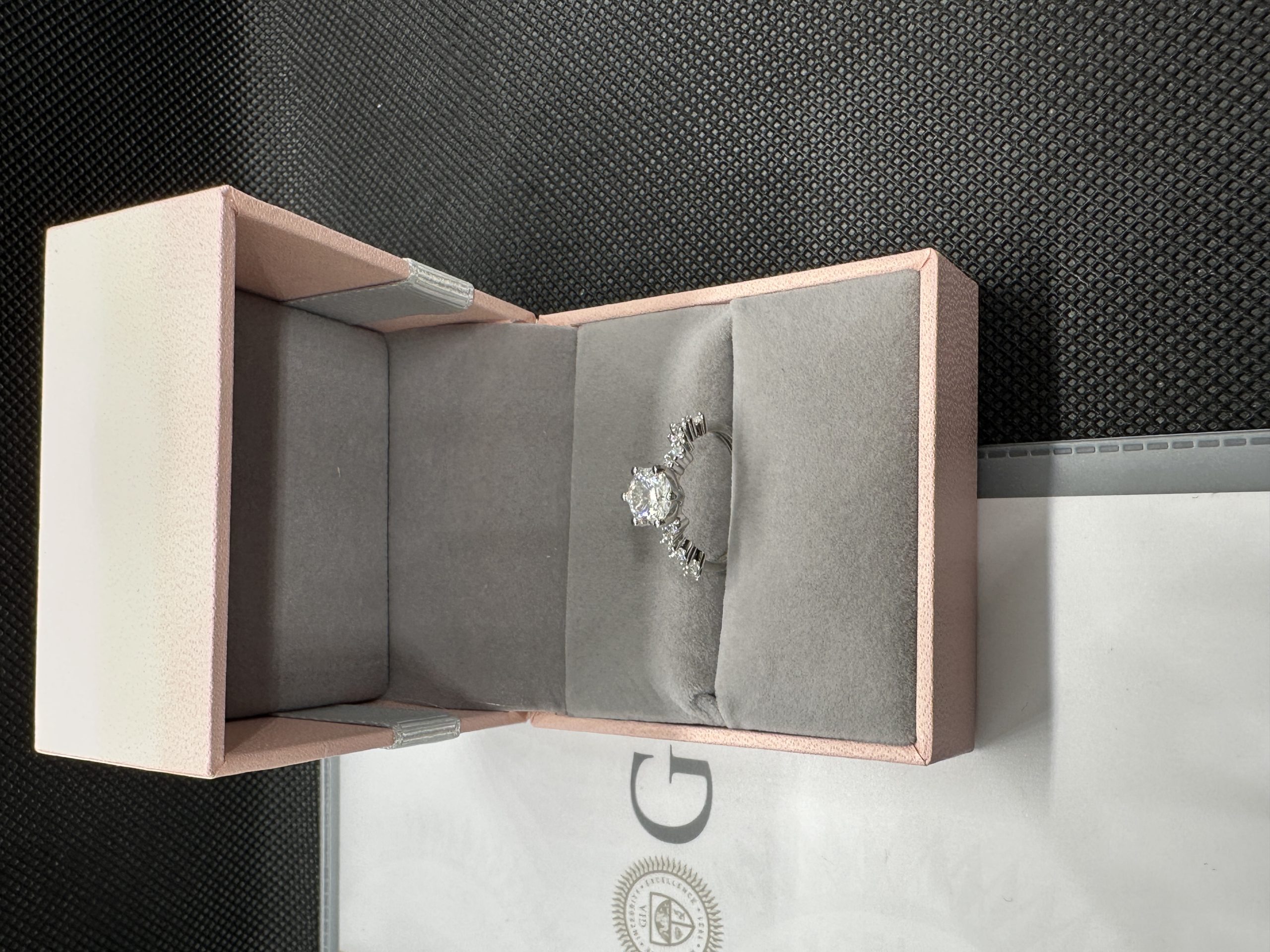 指輪ダイヤ エタニティー リング 天然ダイヤモンド1.01ct GIA証明書 AU750    指輪