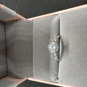 指輪ダイヤ プラチナ ダイヤ 指輪 天然ダイヤモンド1.01ct GIA証明書 AU750  指輪