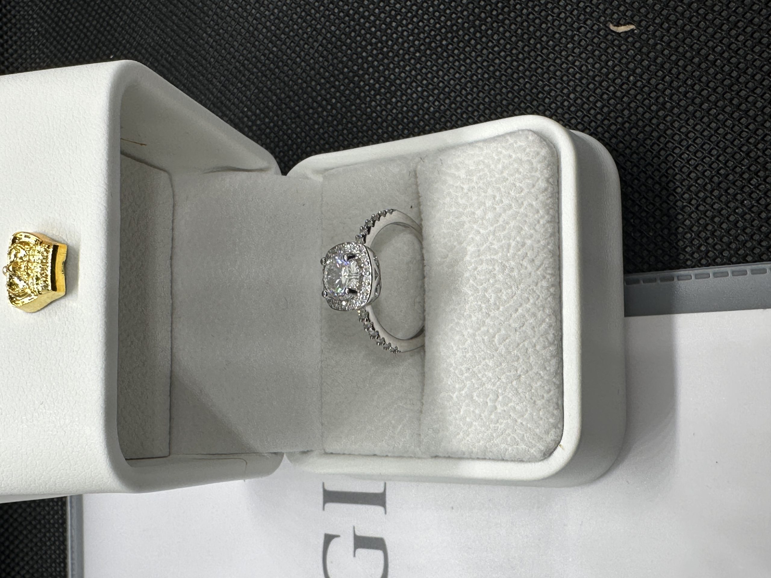 指輪ダイヤ ダイヤモンド 鑑定書 天然ダイヤモンド1.01ct GIA鑑定書 AU750指輪