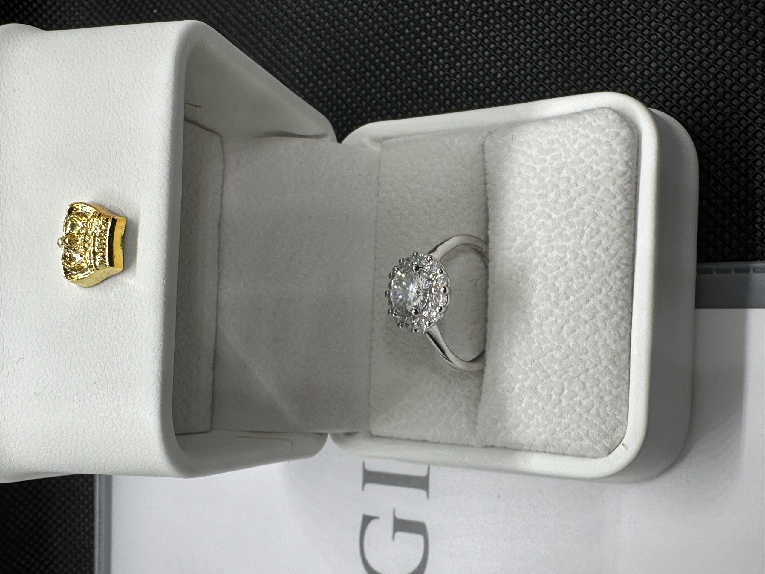 指輪ダイヤ 1 カラット ダイヤ 天然ダイヤモンド1.01ct GIA鑑定書 AU750指輪