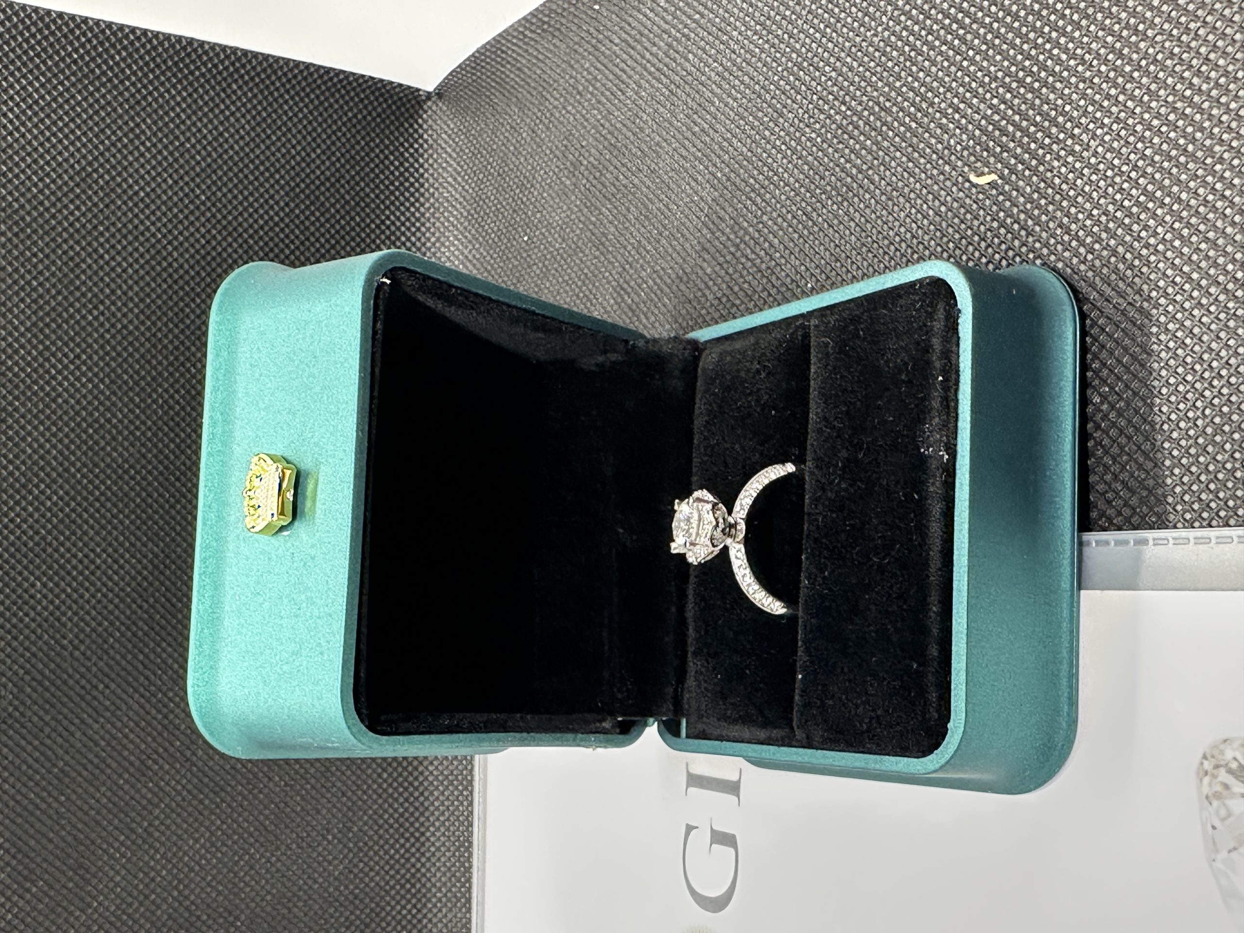 指輪ダイヤ ダイヤモンド 天然ダイヤモンド1.01ct GIA鑑定書 AU750指輪